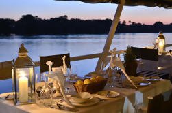 Cena crucero por el río Zambeze