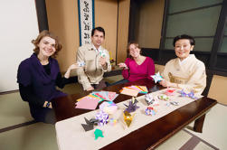 Kyoto Kleine Gruppe Kalligraphie oder Origami Klasse