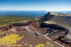 Excursión en helicóptero del Monte Tarawera con el aterrizaje del volcán