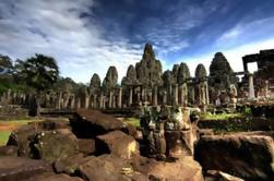 Excursão de grupo pequeno dos templos de Angkor