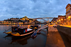 Porto Sightseeing Tour at Night with Fado Performance