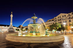 Cidade de Lisboa à noite e Restaurante Fado Jantar