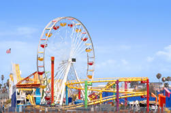 Entrada a Pacific Park en el muelle de Santa Mónica