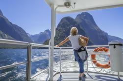 Milford Sound Cruise e excursão opcional em ônibus