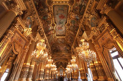 Tour de las Horas: Opera Garnier en París