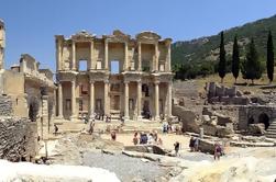 Ephesus et dégustation de vins De Kusadasi avec guide privé et van