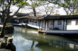 Excursão Privada: Jardins de Suzhou, Pingjiang Road e Canal de Boating De Xangai