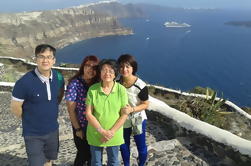 Santorini Shore Excursion: Private Tour com Photo Stops na Fira de Oia Trail