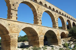 Private Day Trip to Avignon, Pont du Gard, Orange and Chateauneuf du Pape Wine Tour from Aix-en-Provence