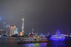 Private Night Tour of Huangpu River Cruise, the Bund and Nanjing Road