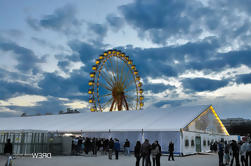 Festival de Primavera de Munich: Tour histórico de Theresienwiese y mesa reservada de la tienda incluyendo comida bávara