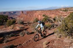 Aventura en bicicleta de montaña de medio día