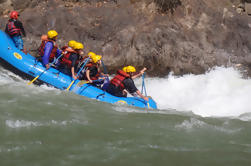 Un día de viaje en balsa en el río Trishuli Desde Katmandú