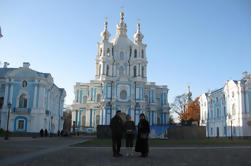 St Petersburg i A Day: Privat City Tour, Hermitage-museet og kirken Frelseren av blodsutgytelsens