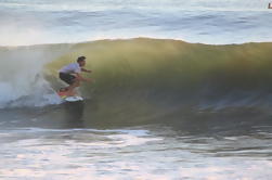 La Libertad Lección de Surf de San Salvador