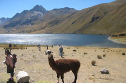 Ruines de Querococh Lake et Chavin et de Huaraz