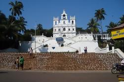 Excursión privada a Goa con almuerzo en una plantación de especias