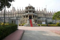 Excursión de un día privado: Fuerte Kumbhalgarh y Jain Temple Ranakpur