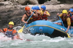 Día completo de excursión de un día en Rafting en el río Trishuli desde Katmandú