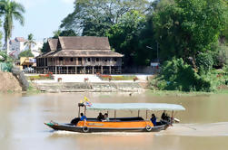 Excursion d'une demi-journée en bateau sur la rivière Mae Ping de Chiang Mai Y compris les nouilles de Khao Soi à la maison des agriculteurs