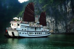 Crucero por la noche de Bai Tu Long Bay desde Hanoi