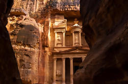 Private Petra Tour van Aqaba Hotels met Local Petra Stedengids Inbegrepen