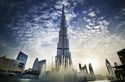 Excursión turística de día completo en Dubai con almuerzo en las fuentes musicales