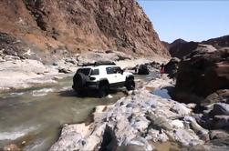 Private Day Tour: Wadi Al Abyadh em 4x4 de Muscat