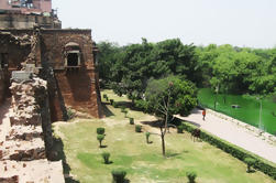 Excursão a Pé de Hauz Khas Village