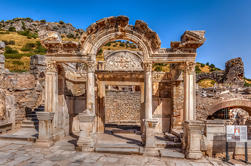 Tour privado de medio día a Ephesus desde el puerto de Kusadasi