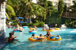 Montego Bay Shore Excursion: Private Sightseeing Tour og All-Inclusive Resort Day Pass