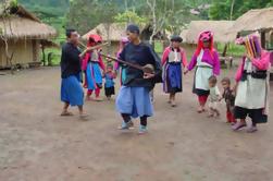 Private: Full-Day Long Neck Village en Lahu Hill Tribes met Boat Trip Tour Vanuit Chiang Mai