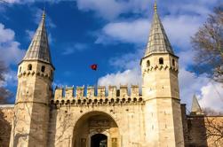 The Legends of History Tour: Blue Mosque and Topkapi Palace in Istanbul