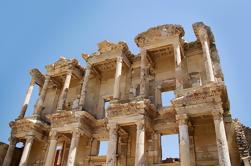 Excursión a la orilla pequeña de Ephesus del grupo para los pasajeros de la travesía